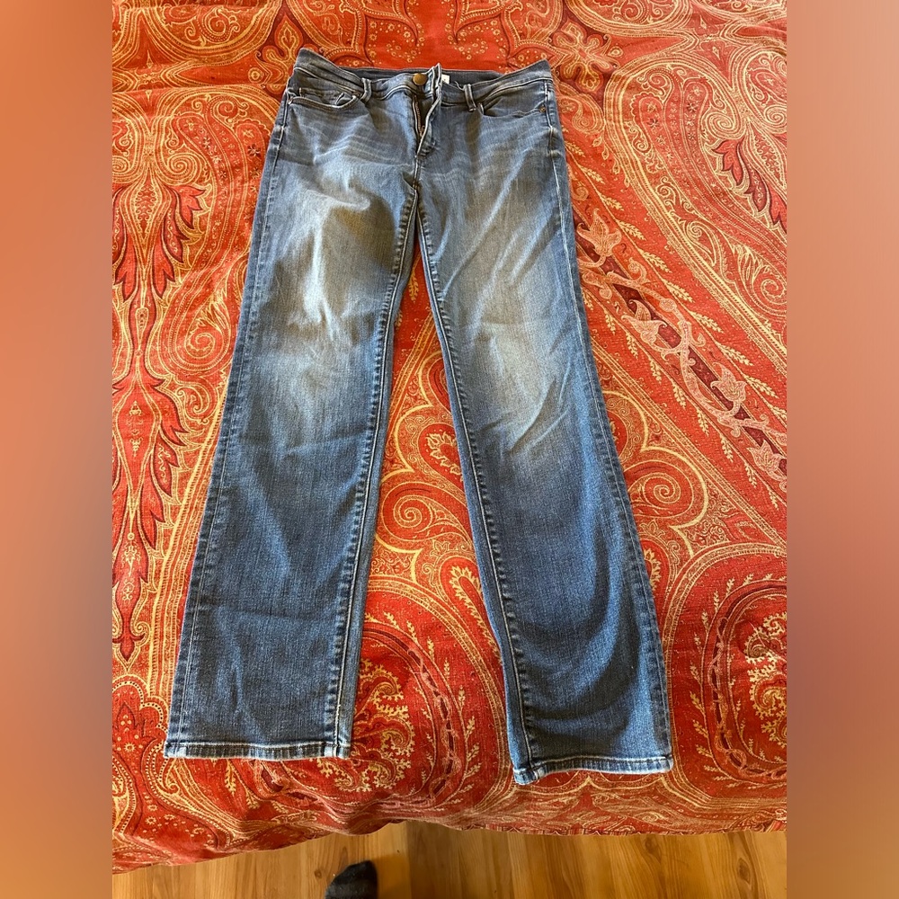 Loft women’s Jean size 28 6 modern straight